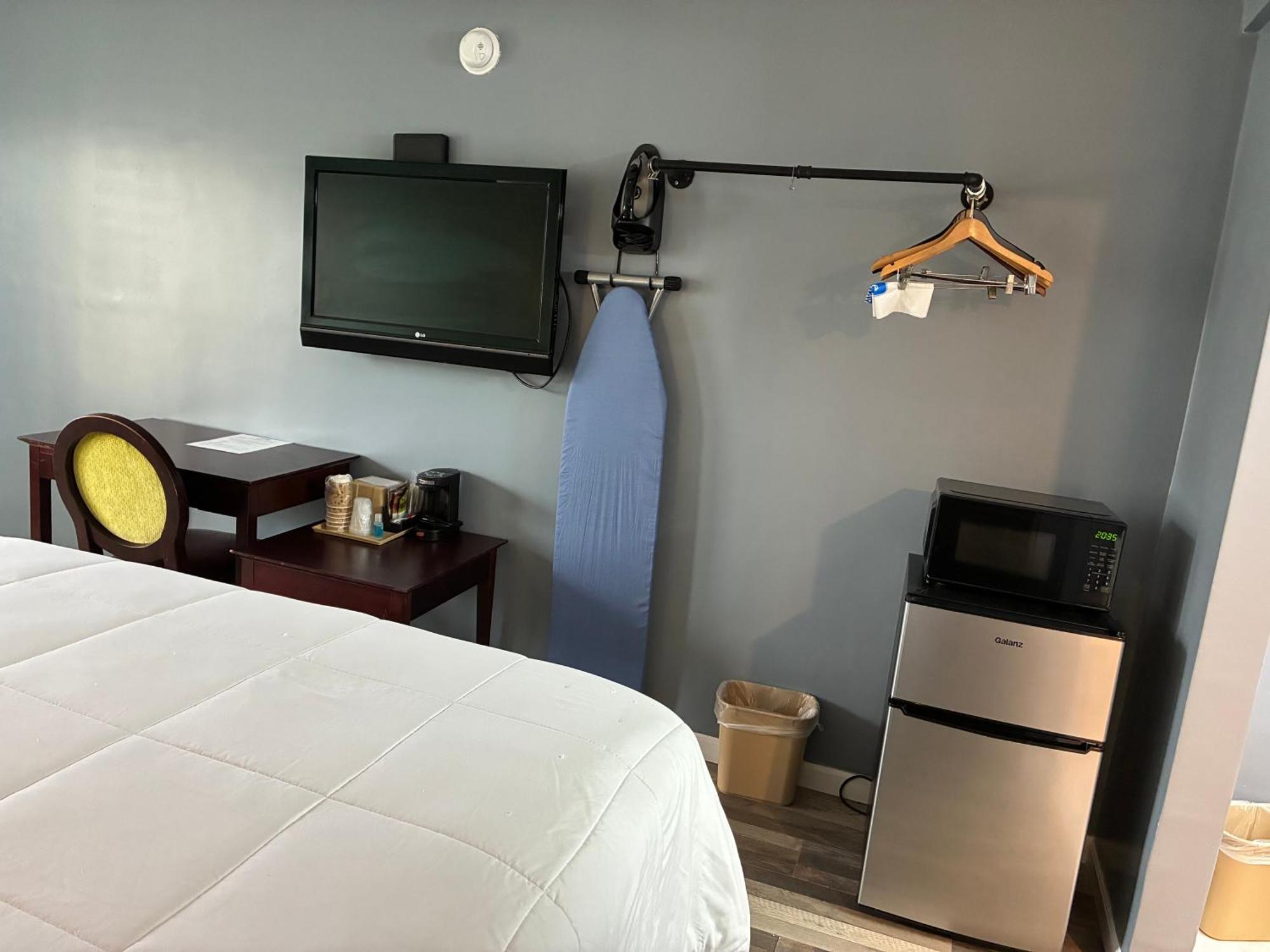 Americas Best Value Inn Blytheville Exterior foto